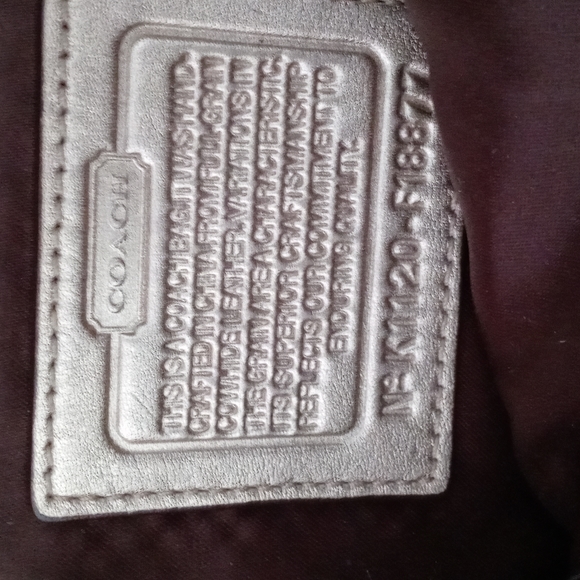 Coach gold purse - Picture 7 of 12